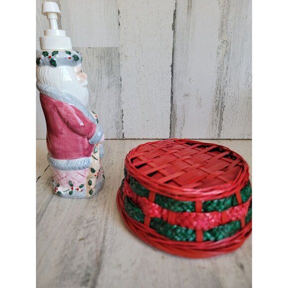 Santa Claus‎ soap dispenser Xmas basket home decor set - Picture 5 of 7